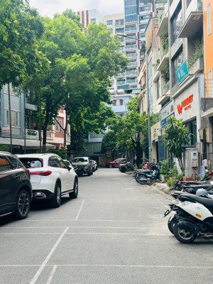 có 1 không 2, vip tôn đức thắng, thoáng sáng, lô góc, mặt tiền khủng, lộc lá, nội thất cao cấp