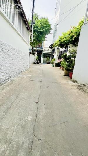 NGAY CHỢ GÒ VẤP- NHÀ MỚI 2 TẦNG- 65M- 4.9X10- 5.990TY