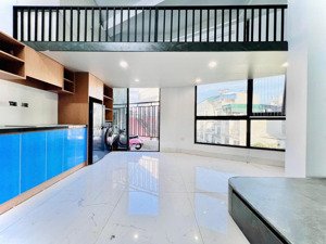 nằm ngay trong khu đô thị tổng cục 5 yên xá , phòng được chính tay chủ thiết kế và chọn nội thất