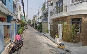cho thuê nhà đường lê ngã, p. phú trung, tân phú giá 13tr tl