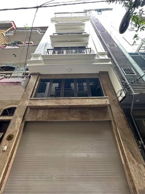 phân lô ô tô tránh - ôtô nằm trong nhà - thang máy kính - nhà 2 mặt ngõ - thiết kế xây mới hiện đại