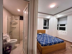 còn 1 căn duy nhất giá 8tr/ tháng 2pn 2wc có nội thất , lầu cao view đẹp thoáng mát hướng nam