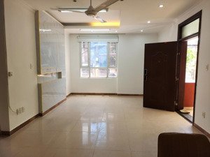 cần cho thuê căn hộ tầng trệt chung cư bắc bình