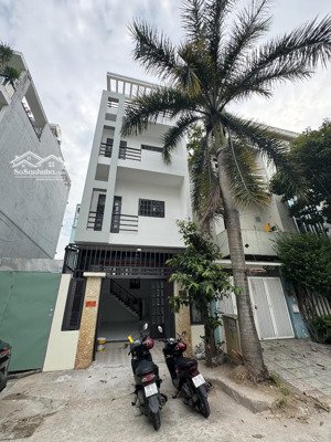 cho thuê nhà nguyên căn 3 lầu kdc phi long 5, sát bên mizuki bình hưng, tphcm. nhà sạch đẹp