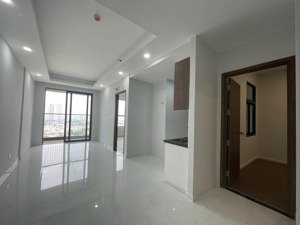tôi chính chủ cần bán 2 căn opal skyline 65m2, 2pn tầng 25 và 26. giá 1,95 tỷ view đẹp. 