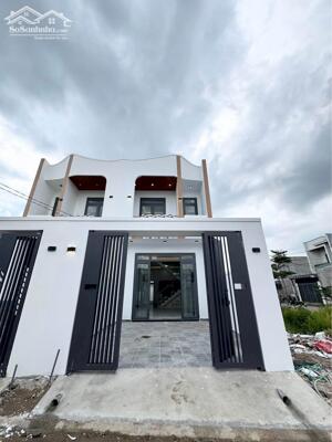 CỰC ĐẸP NHÀ 2 LẦU NGAY TRUNG TÂM SỔ HỒNG RIÊNG CHỈ 650TR SANG TÊN NGAY