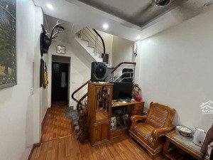 bán nhà kim giang, 6,9 tỷ, 34m2, 4pn, 4t, đẹp, nhiều tiện ích, 20m ra mặt phố
