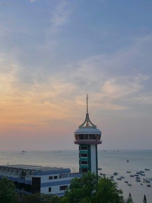 bán khách sạn 5 lầu mặt tiền view biển bãi trước vũng tàu cực đẹp cực hiếm