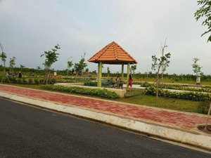 chủ cần bán nền đất đẹp kdc thái sơn. giá 22tr/m2 hỗ trợ vay ngân hàng bidv 70%
