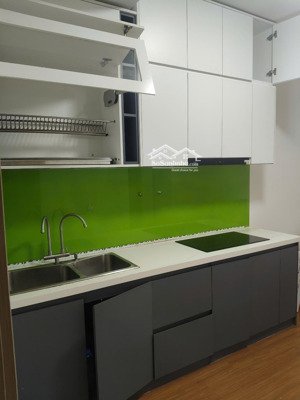 cho thuê căn hộ citi esto 2pn,2wc có ít nội thất giá 6,5tr/tháng cọc 1 tháng lh: 