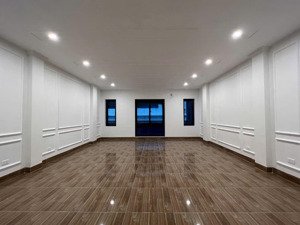 cho thuê nr 5 tầng, 7pn, 5wc, 85m2 tại trần kim xuyến, giá tốt, nhiều tiện ích