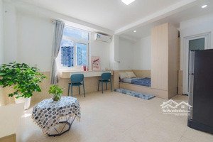 cho thuê căn studio cửa sổ thoáng mát gần ngã tư hàng xanh, đại học giao thông vận tải, hutech