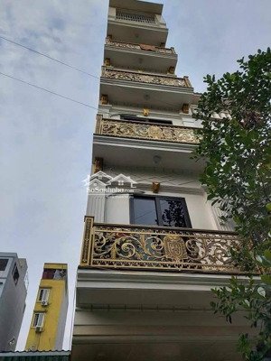 10 tỷ_ ô tô tránh _ vỉa hè_ cầu diễn_ nhà mới_ phân lô_ 7tầng thang máy