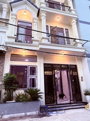 bán căn nhà sổ hồng riêng ngay khu hiệp thành city hẻm 7m thông tân chánh hiệp q12