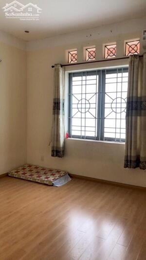 Cần cho thuê gấp căn hộ Khánh Hội 2 Q4 , Dt 100m2, 3 phòng ngủ, nhà trống, nhà rộng thoáng mát, giá thuê 14tr/th. Xem nhà liên hệ Vân 0908726719