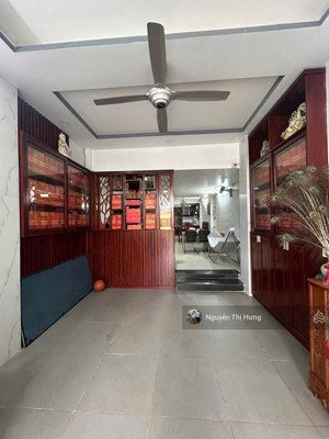 cho thuê nhà phố khu công ích phạm hữu lầu q7-4x18m+3l+ nội thất-giá : 25 tr / tháng .