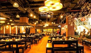 siêu phẩm cực hót tại trung hoà vị trí đẹp với diện tích 150m2 x 4 tầng, mặt tiền 6m thông thoáng