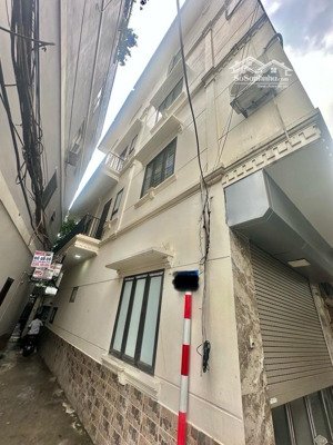 cầu diễn - lô góc - 3thoáng ôtô kinh doanh dt sử dụng 60m2 - dân xây khung cột chắc chắn