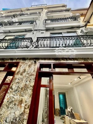 cầu diễn - minh khai nhà 6 tầng - thang máy - ô tô đỗ cổng - giá hơn 7 tỷ