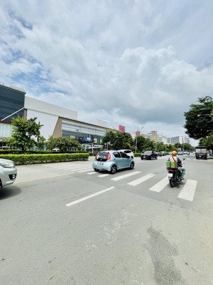 hiếm - 50m đến aeon mall bình tân - mặt tiền 4 tầng - 100m2 (5m x 20m) - 5pn - ô lắp thang máy