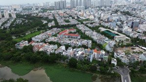 bán nhà đường số 65 phường tân phong, quận 7| sổ hồng: 90m2 full nội thất, giá ưu đãi