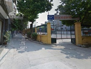 tôi cần bán gấp căn nhà 5 tầng tại ngõ láng trung, láng hạ, đống đa, dt 63m2 xây dựng kiên cố