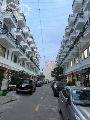 Mua nhà Kdc Vip Bảo Minh Q12 6pn5wc full nội thất, an cư cuộc sống chỉ #5tyx