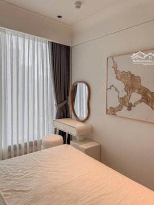 kẹt tiền bán gấp zeit river thủ thiêm 65m2 1phòng ngủ cao cấp giá bán 9,5 tỷ view đẹp lh 