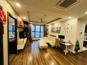 giá thật! bán căn góc 2pn, 2wc, full nội thất đẹp cc the garden hill, 99 trần bình. giá nhỉnh 4 tỷ