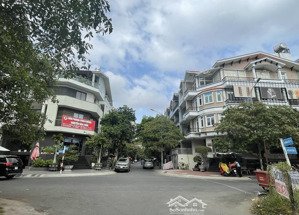 bán biệt thự căn góc 2 mt khan hiếm kdc himlam q7 dt: 137.5m2 nhà đẹp gb: 45 tỷ lh: 