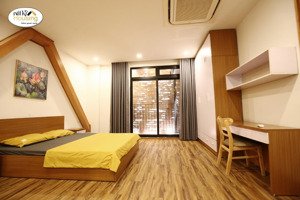 chính chủ cho thuê căn 1 ngủ 45m2, đầy đủ nội thất có ban công khu vực cầu giấy