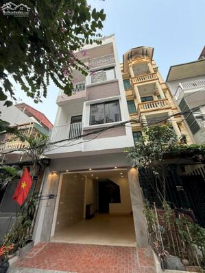 Bán nhà phúc đồng, đường oto tránh, khu vip 918