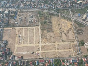 em đang có quỹ căn siêu đẹp tầng 6 view vườn hoa 2 phòng ngủ, ban công phía bắc noxh him lam