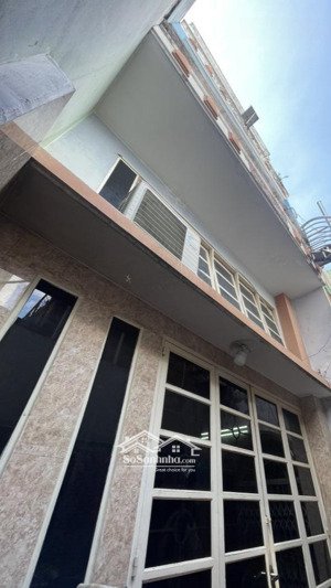 đại hạ giá nhà ngang 9m mặt tiền đoàn văn bơ, quận 4 - 188m2 - nhỉnh 66tr/m2