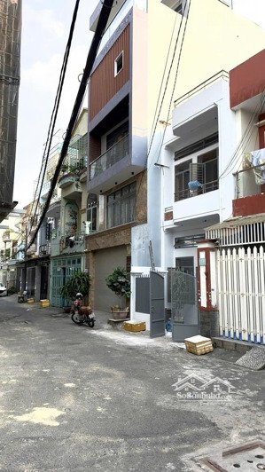 cho thuê nhà hẻm 6m thông thoại ngọc hầu, dt 64m2, đúc 2 tấm, có máy lạnh, giá chỉ 15tr