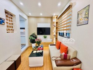 bán căn hộ tt phố trần xuân soạn- q. hbt - lô góc- 3 pn- full đồ ở luôn - 3 tỷ nhỉnh xíu
