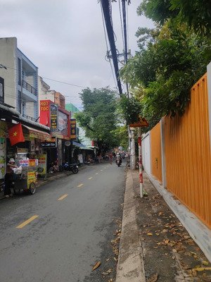 nhà c4, mtkd đường tch18, đối diện trường đại học giao thông vận tải, 5x32m, giá 6.8 tỷ