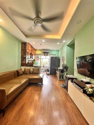 chính chủ bán căn 3pn 70m² giá 2.8 tỷ kđt đặng xá, gia lâm