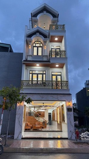 hạ giâ từ 8tỷ7 xuống còn 8tỷ2 ai nhanh tay thì còn giá rẻ mua ở hay đầu tư đều được