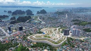 misaki cột 3, hòn gai, hạ long. bán 2pn 2wc 2.4 tỷ. sổ lâu dài. tặng điện thông minh + 1 năm phí dv