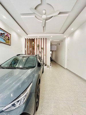 bán nhà phân lô tu hoàng, vỉa hè - ô tô tránh, đỗ. 48m2*5 tầng - thang máy. 14 tỷ