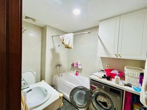 chủ nhà cần bán căn hộ chung cư iris garden - 3 ngủ 2wc - 104m2. lh: 