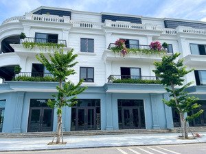 shophouse ven sông 70 triệu/m2, 168.8m2, mặt tiền 7,5m kđt vinh riverside