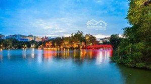 cần bán khách sạn p. hai bà trưng - 11x100m2 - doanh thu 200-250tr/tháng - giá 49.x tỷ 