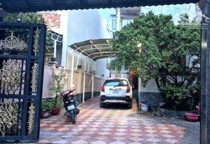 bán gấp biệt thự ngang khủng 10m, đường số 12, tam bình, thủ đức, giá 15.7 tỷ