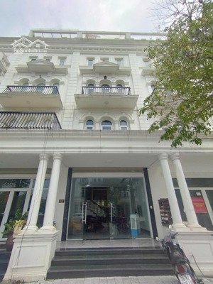 cho thuê lk louis city đại mỗ, dt 110m2, mt 5m, 5 tầng thang máy. giá 38tr. lh 
