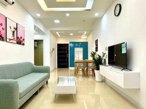 sky garden q7 - căn hộ 2pn đến 3pn, full nội thất, nhà trống vào ở ngay, giá thuê chỉ từ 11 triệu