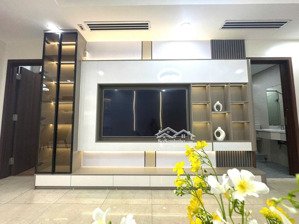 cc cần bán nhanh căn 2pn chung cư hà nội center point 27 lê văn lương, đn. lh mtg)