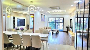 bán căn hộ cc goldmark city, 121m2, 8 tỷ, 3pn, 2wc ở hồ tùng mậu, bắc từ liêm, hn