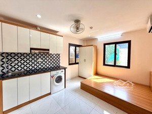 tòa nhà dòng tiền trung tâm đống đa ngõ thông pccc chuẩn - cửa chống cháy